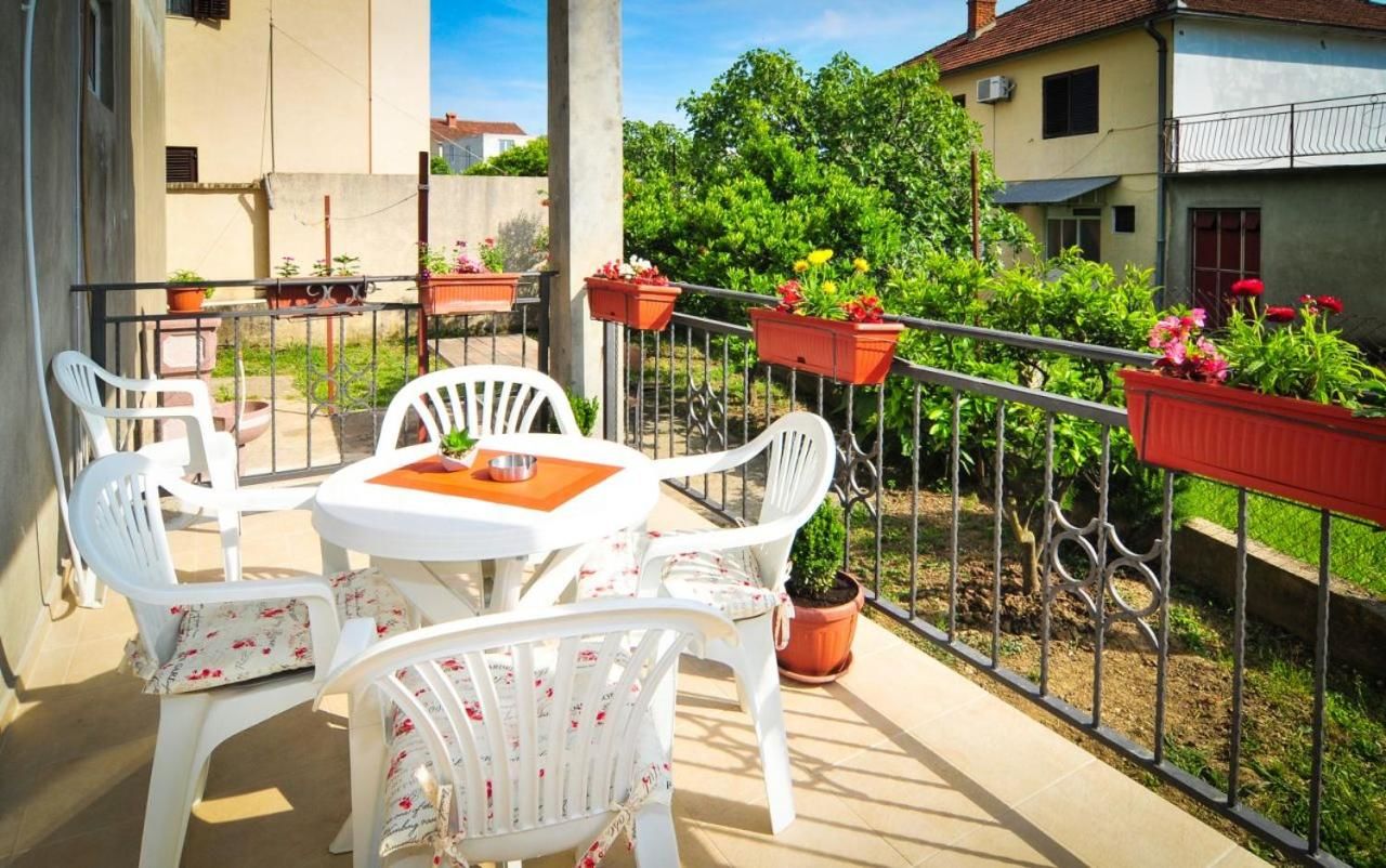 Гостевой дом Apartmani Bekonja Тиват-17