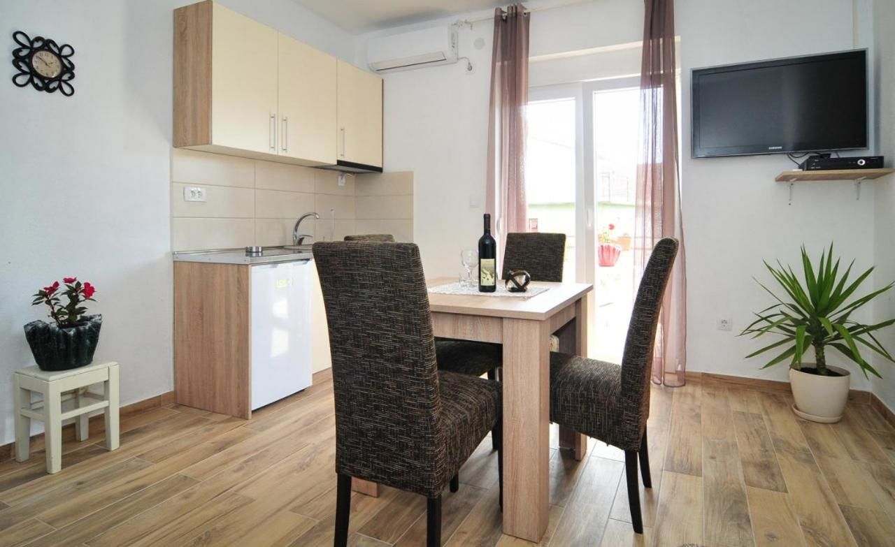 Гостевой дом Apartmani Bekonja Тиват-22