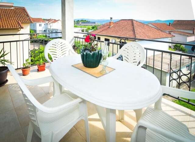 Гостевой дом Apartmani Bekonja Тиват-23